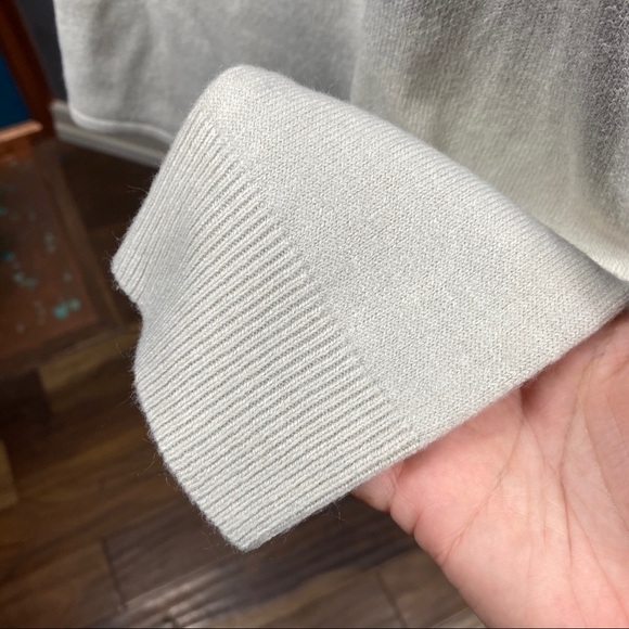 Fun black/gray ombré soft turtleneck sweater - Picture 7 of 12